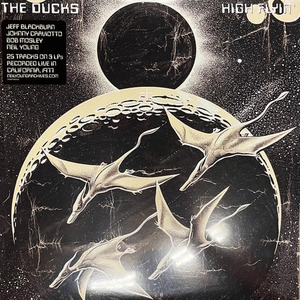 young-neil-ducks-8211-high-flyin8217-3lp-set-8211-lp